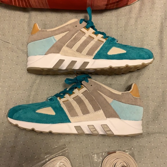 Like New Sz 10 Sneakers 76 x EQT Guidance 93